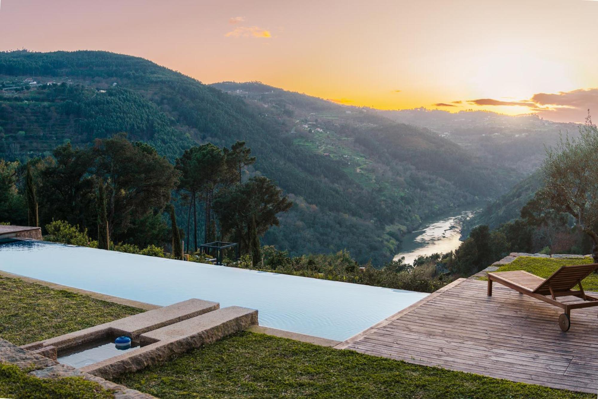 Javardo - Family House - Douro Penha Longa Dış mekan fotoğraf